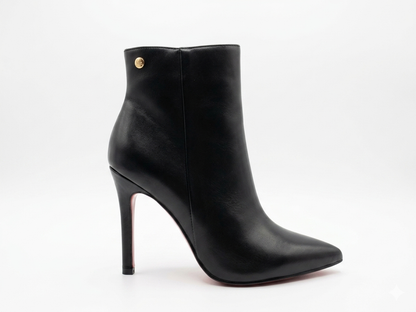 Miss Black Boss 24 Black