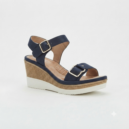 Why Lyndi Wedge Black