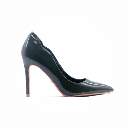 Miss Black Lola 1 Olive