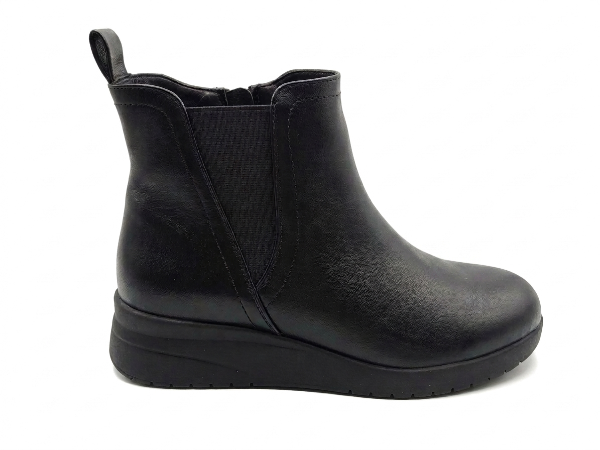 Why Wedge Chelsea Black